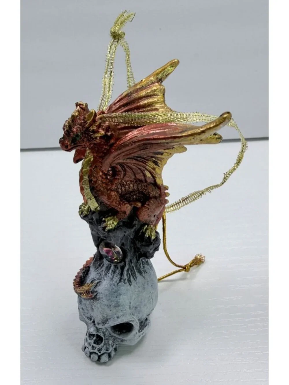 Dragon of Skull Hollow Fire Fantasy Ornament Design Toscano Gothic Skull Base
